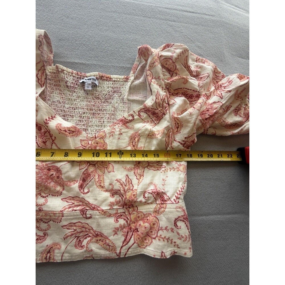 Express Ivory Pink Floral Smocked Square Neck Puff Sleeve Crop Blouse Women's L - Picture 3 of 7